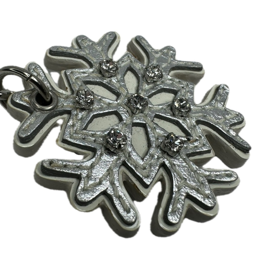 Coach Vintage Leather Silver Snowflake Winter Key Bag Charm Keychain - Picture 3 of 11